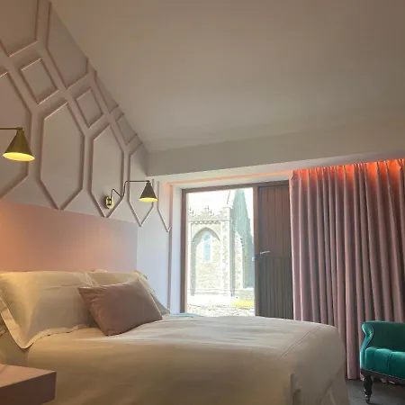 Gasthuis The At Firecastle Kildare