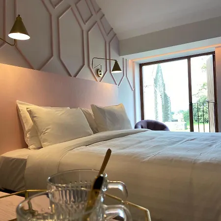 The At Firecastle 3*