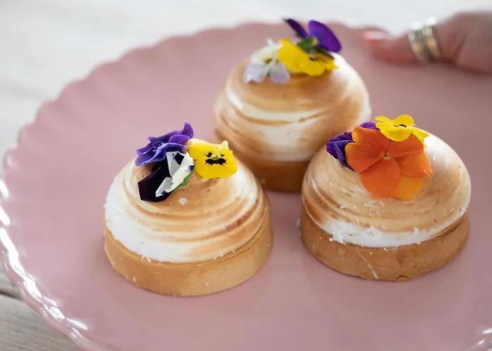 Guest house The At Firecastle 3*