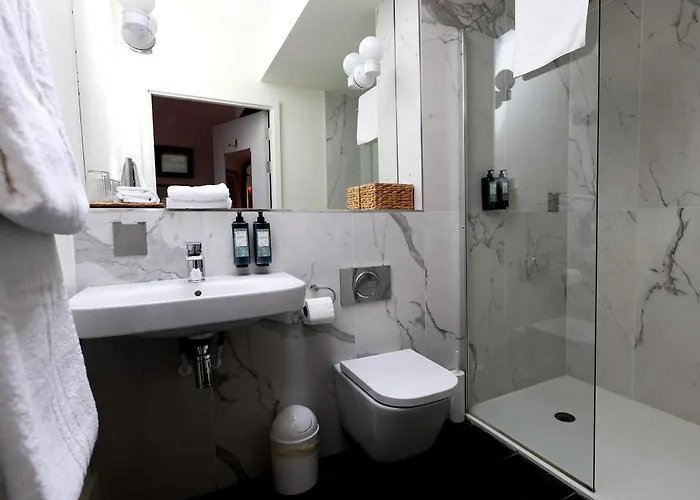 Guest house The At Firecastle